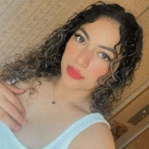 Meet your Posher, Mariela